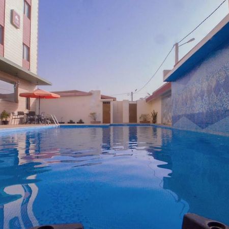 Hotel La Rose Blanche Korhogo Ngoại thất bức ảnh