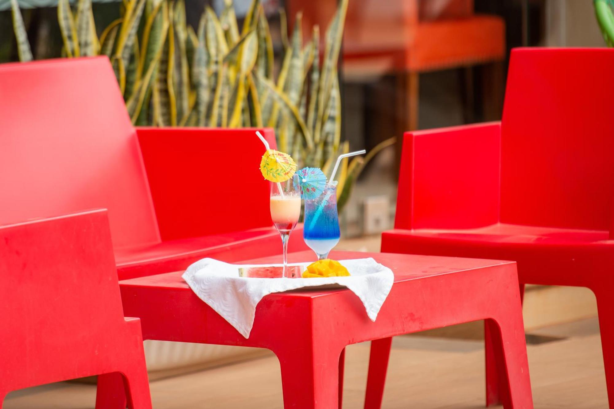 Hotel La Rose Blanche Korhogo Ngoại thất bức ảnh