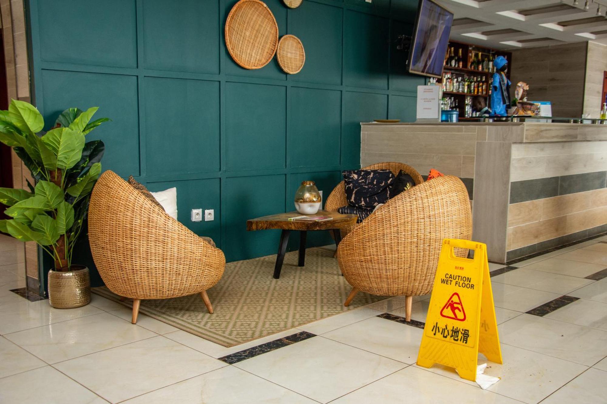 Hotel La Rose Blanche Korhogo Ngoại thất bức ảnh