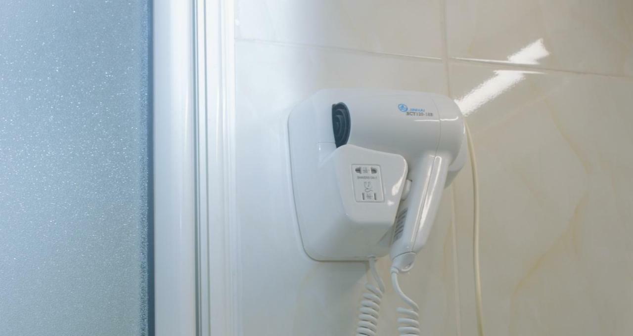 Hotel La Rose Blanche Korhogo Ngoại thất bức ảnh