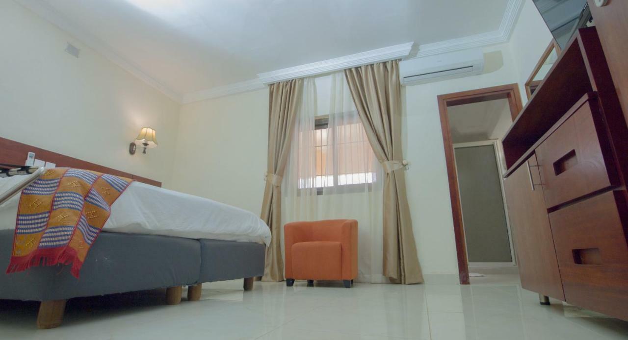 Hotel La Rose Blanche Korhogo Ngoại thất bức ảnh