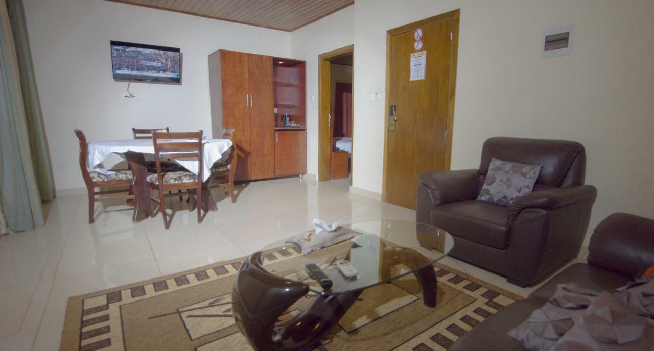 Hotel La Rose Blanche Korhogo Ngoại thất bức ảnh
